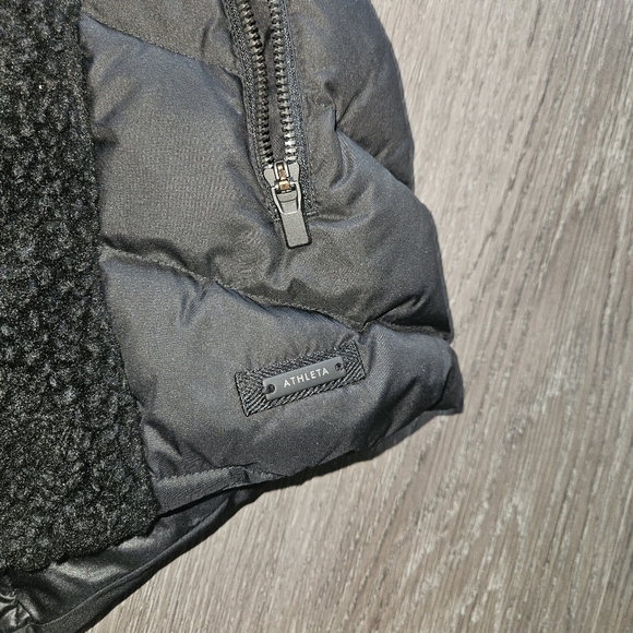 Athleta Responsible Down Quilted Puffer Black Vest Size Small - Picture 6 of 7